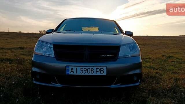 Серый Додж Авенджер, объемом двигателя 2.4 л и пробегом 116 тыс. км за 8300 $, фото 15 на Automoto.ua