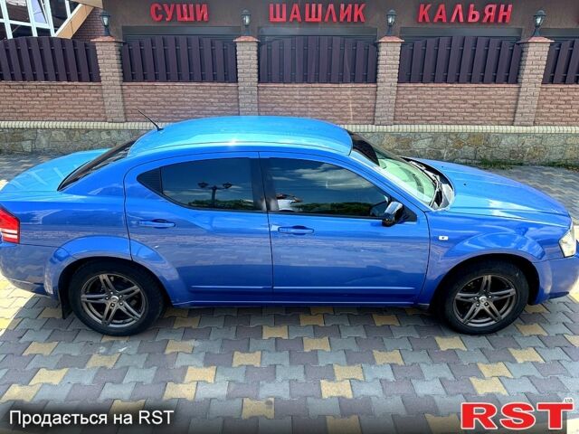 Синий Додж Авенджер, объемом двигателя 2 л и пробегом 230 тыс. км за 5300 $, фото 4 на Automoto.ua