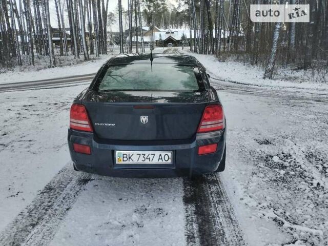 Синій Додж Avenger, об'ємом двигуна 2 л та пробігом 220 тис. км за 5900 $, фото 4 на Automoto.ua