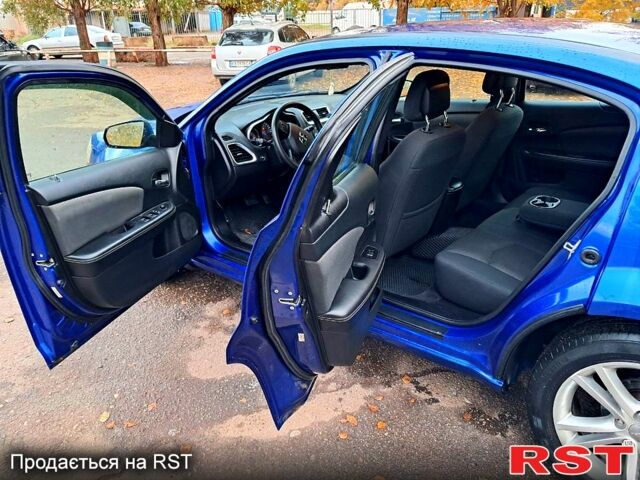 Синий Додж Авенджер, объемом двигателя 2.4 л и пробегом 200 тыс. км за 6700 $, фото 10 на Automoto.ua