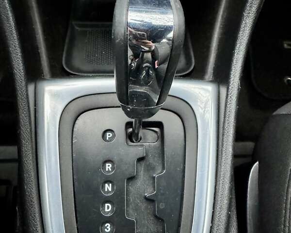 Синій Додж Avenger, об'ємом двигуна 2.4 л та пробігом 121 тис. км за 6299 $, фото 15 на Automoto.ua