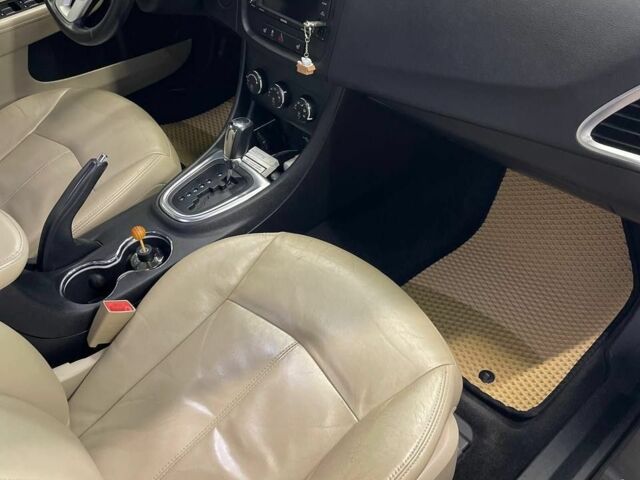 Синий Додж Авенджер, объемом двигателя 2.4 л и пробегом 110 тыс. км за 10000 $, фото 14 на Automoto.ua