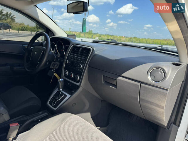 Белый Додж Калибер, объемом двигателя 2 л и пробегом 247 тыс. км за 6700 $, фото 18 на Automoto.ua