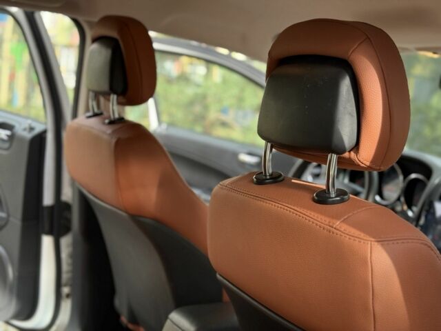 Белый Додж Калибер, объемом двигателя 2 л и пробегом 199 тыс. км за 7800 $, фото 23 на Automoto.ua