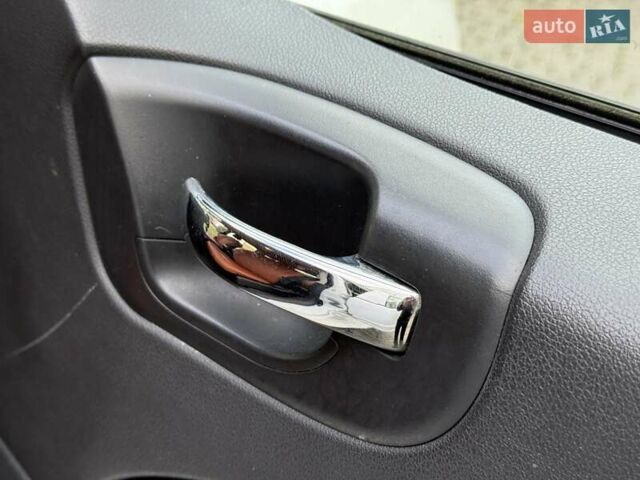 Додж Калибер 2011 в Николаеве на Automoto.ua Белый Додж Калибер, объемом двигателя 0 л и пробегом 205 тыс. км за 7900 $, фото 46 на Automoto.ua