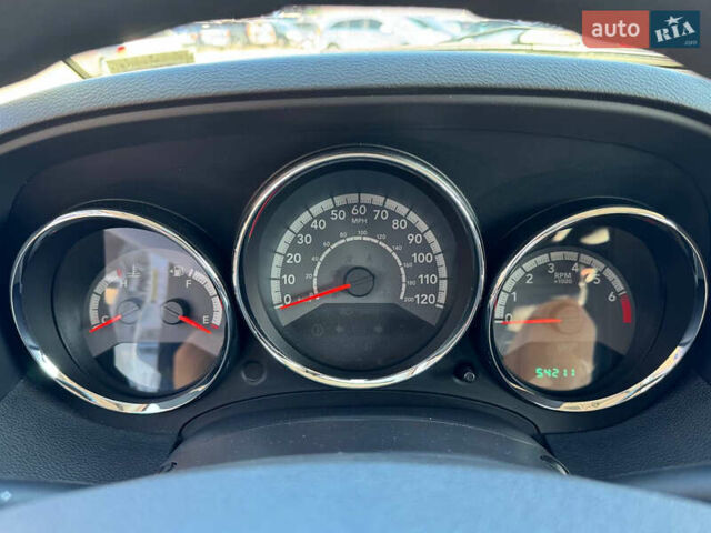 Белый Додж Калибер, объемом двигателя 2 л и пробегом 86 тыс. км за 8100 $, фото 13 на Automoto.ua