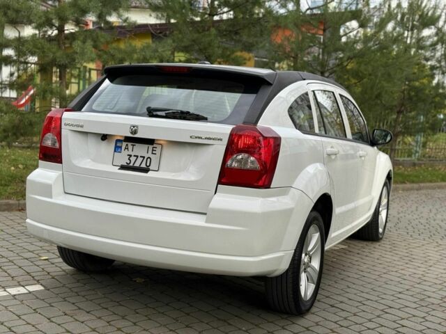 Белый Додж Калибер, объемом двигателя 2 л и пробегом 199 тыс. км за 7800 $, фото 5 на Automoto.ua