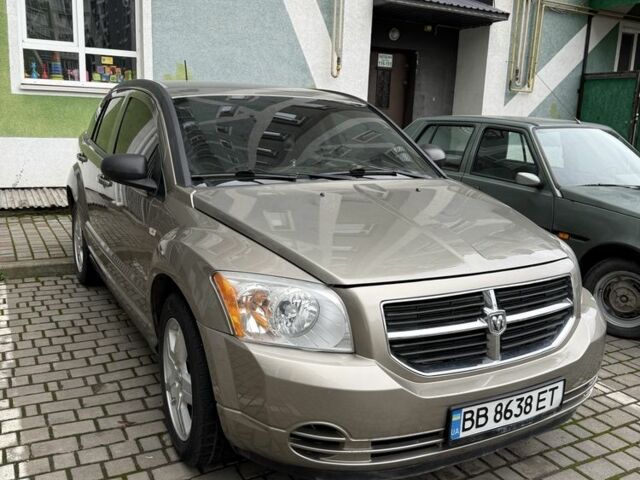 Бежевый Додж Калибер, объемом двигателя 2 л и пробегом 180 тыс. км за 4500 $, фото 1 на Automoto.ua