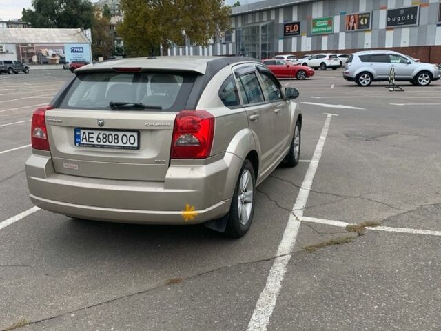 Бежевый Додж Калибер, объемом двигателя 2 л и пробегом 200 тыс. км за 7500 $, фото 4 на Automoto.ua