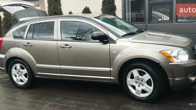 Бежевый Додж Калибер, объемом двигателя 1.96 л и пробегом 472 тыс. км за 7000 $, фото 7 на Automoto.ua