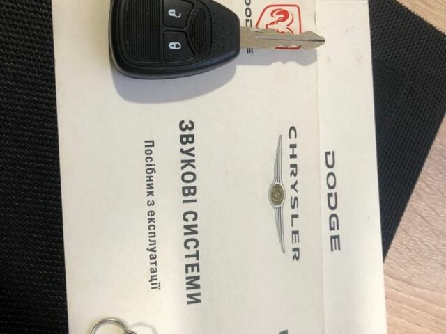 Черный Додж Калибер, объемом двигателя 2 л и пробегом 95 тыс. км за 6900 $, фото 4 на Automoto.ua