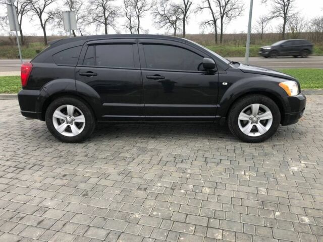 Черный Додж Калибер, объемом двигателя 2 л и пробегом 95 тыс. км за 6900 $, фото 2 на Automoto.ua