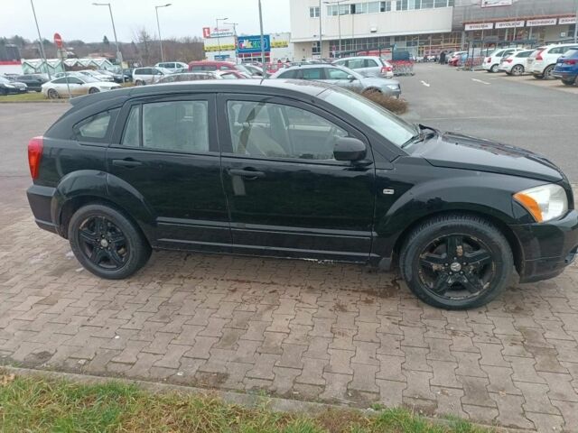 Черный Додж Калибер, объемом двигателя 2 л и пробегом 260 тыс. км за 2400 $, фото 1 на Automoto.ua