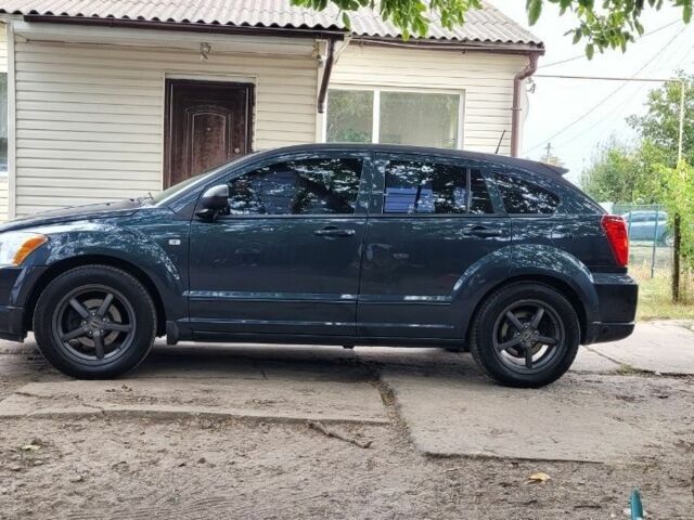 Чорний Додж Caliber, об'ємом двигуна 2 л та пробігом 261 тис. км за 5500 $, фото 4 на Automoto.ua