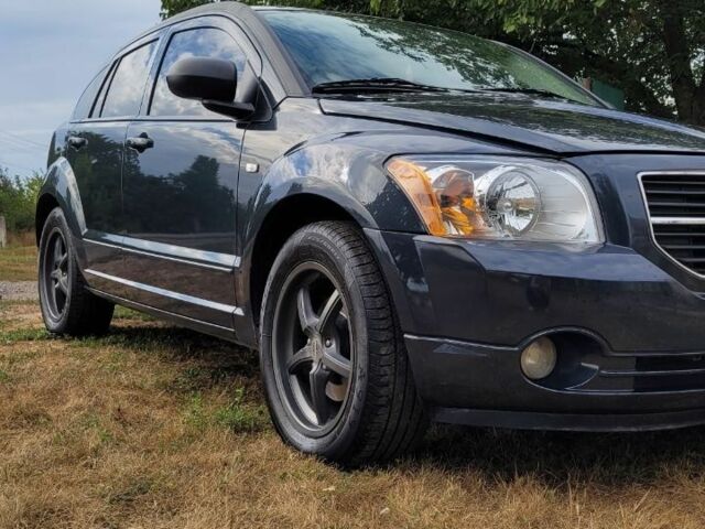 Чорний Додж Caliber, об'ємом двигуна 2 л та пробігом 261 тис. км за 5500 $, фото 2 на Automoto.ua