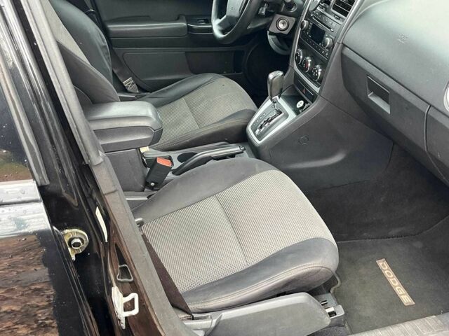 Чорний Додж Caliber, об'ємом двигуна 2 л та пробігом 317 тис. км за 6240 $, фото 15 на Automoto.ua