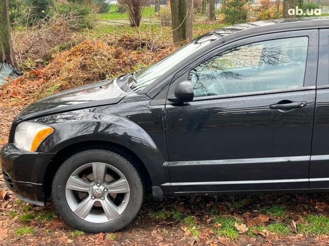 Чорний Додж Caliber, об'ємом двигуна 2 л та пробігом 317 тис. км за 6240 $, фото 5 на Automoto.ua