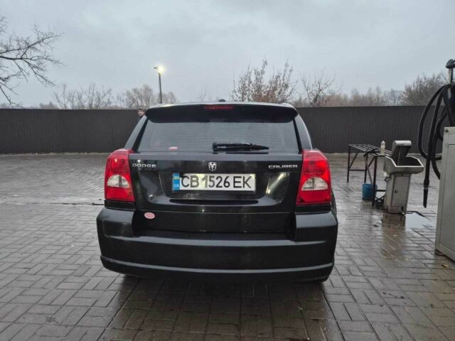 Чорний Додж Caliber, об'ємом двигуна 2.4 л та пробігом 177 тис. км за 7899 $, фото 19 на Automoto.ua