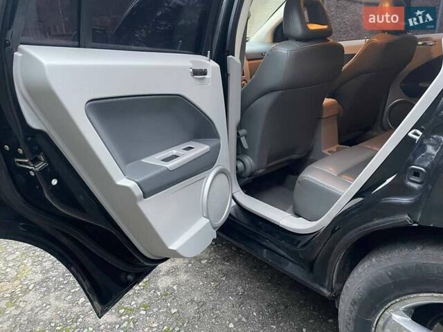 Черный Додж Калибер, объемом двигателя 1.97 л и пробегом 210 тыс. км за 5350 $, фото 21 на Automoto.ua