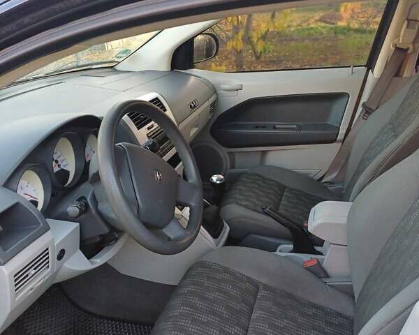 Чорний Додж Caliber, об'ємом двигуна 1.8 л та пробігом 160 тис. км за 5000 $, фото 6 на Automoto.ua