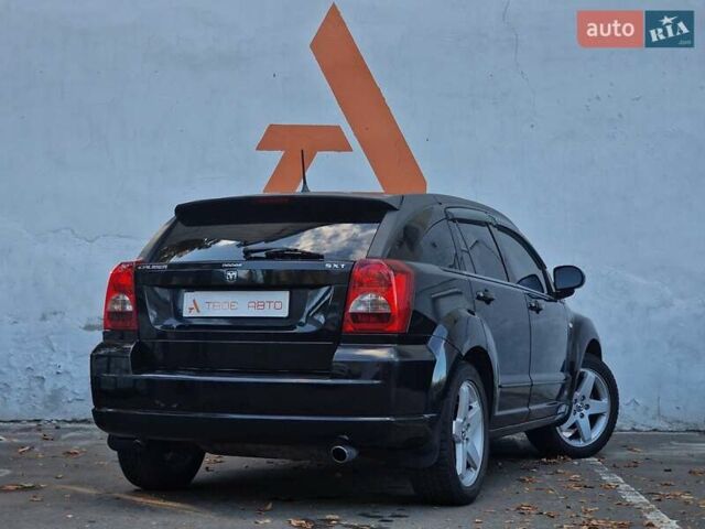 Черный Додж Калибер, объемом двигателя 2 л и пробегом 224 тыс. км за 5990 $, фото 31 на Automoto.ua