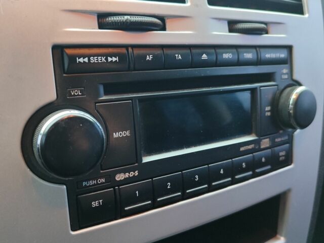 Черный Додж Калибер, объемом двигателя 1.8 л и пробегом 221 тыс. км за 4550 $, фото 14 на Automoto.ua