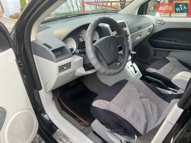 Чорний Додж Caliber, об'ємом двигуна 2 л та пробігом 170 тис. км за 6000 $, фото 12 на Automoto.ua
