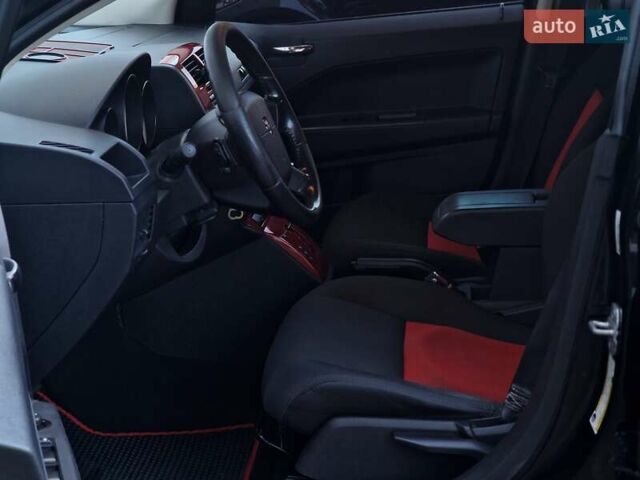 Черный Додж Калибер, объемом двигателя 2 л и пробегом 224 тыс. км за 5990 $, фото 40 на Automoto.ua