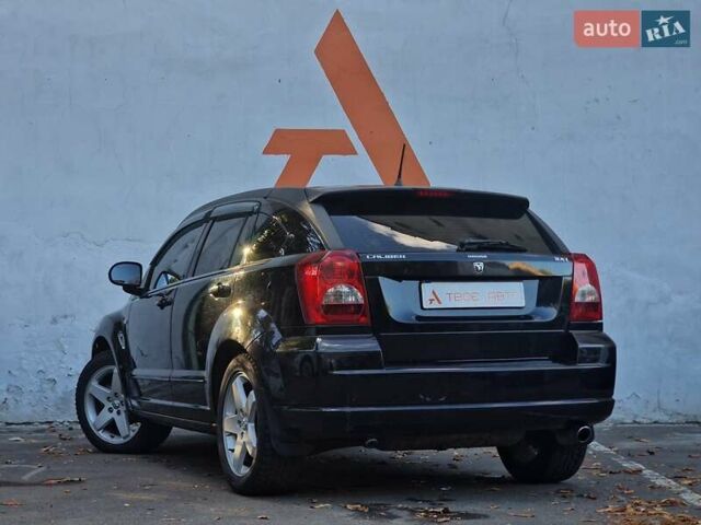 Черный Додж Калибер, объемом двигателя 2 л и пробегом 224 тыс. км за 5990 $, фото 26 на Automoto.ua