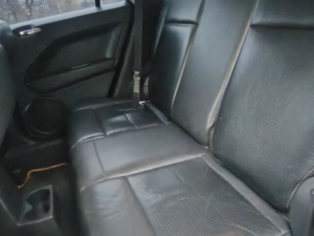 Черный Додж Калибер, объемом двигателя 1.8 л и пробегом 221 тыс. км за 4550 $, фото 11 на Automoto.ua