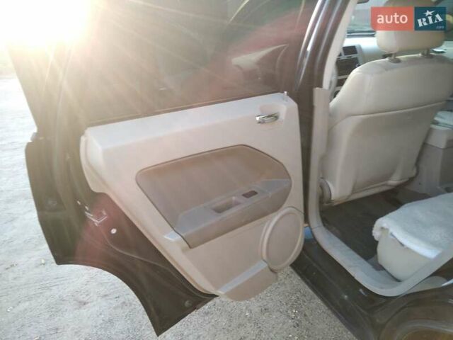 Черный Додж Калибер, объемом двигателя 1.8 л и пробегом 310 тыс. км за 6300 $, фото 4 на Automoto.ua