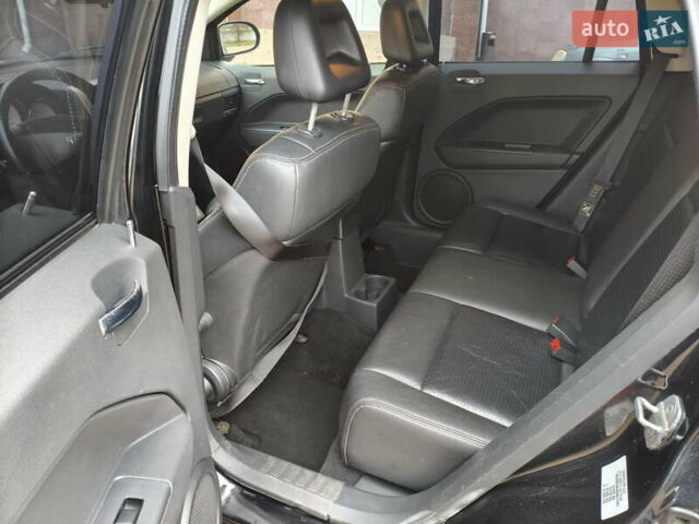 Черный Додж Калибер, объемом двигателя 2 л и пробегом 137 тыс. км за 6198 $, фото 9 на Automoto.ua