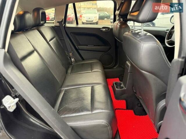 Черный Додж Калибер, объемом двигателя 2 л и пробегом 267 тыс. км за 6490 $, фото 10 на Automoto.ua
