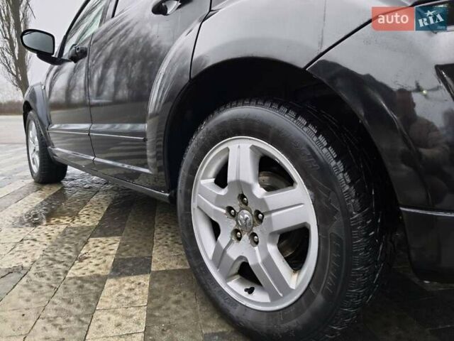 Черный Додж Калибер, объемом двигателя 2 л и пробегом 303 тыс. км за 5700 $, фото 4 на Automoto.ua