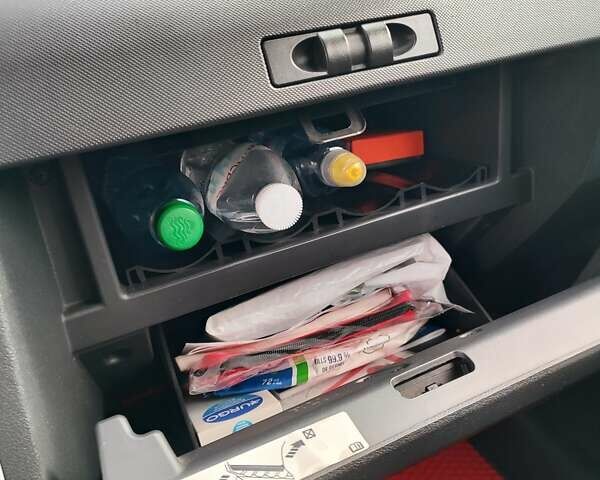 Черный Додж Калибер, объемом двигателя 2 л и пробегом 267 тыс. км за 6100 $, фото 12 на Automoto.ua