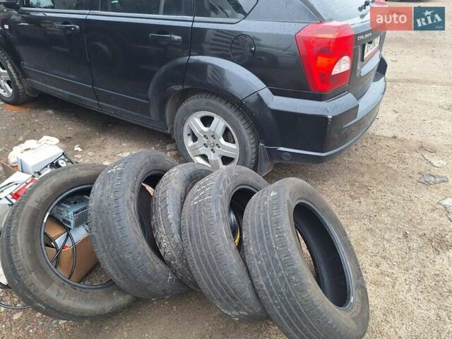 Черный Додж Калибер, объемом двигателя 1.8 л и пробегом 279 тыс. км за 5300 $, фото 5 на Automoto.ua