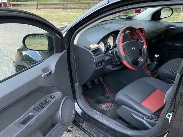Чорний Додж Caliber, об'ємом двигуна 2 л та пробігом 190 тис. км за 7100 $, фото 3 на Automoto.ua
