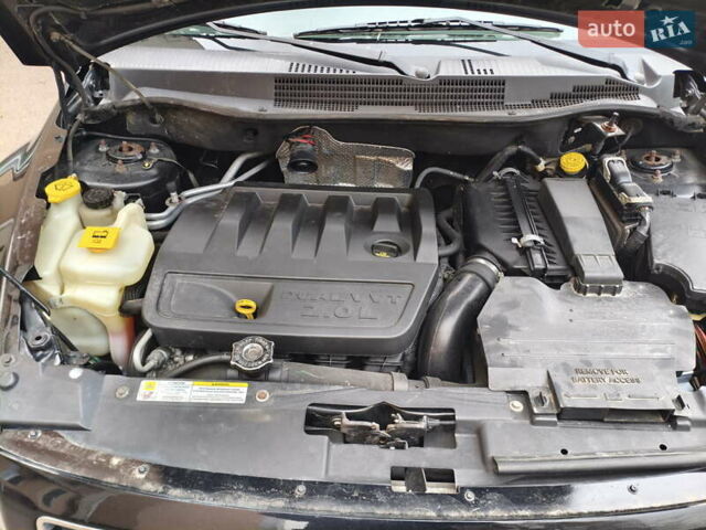 Черный Додж Калибер, объемом двигателя 2 л и пробегом 137 тыс. км за 6198 $, фото 5 на Automoto.ua