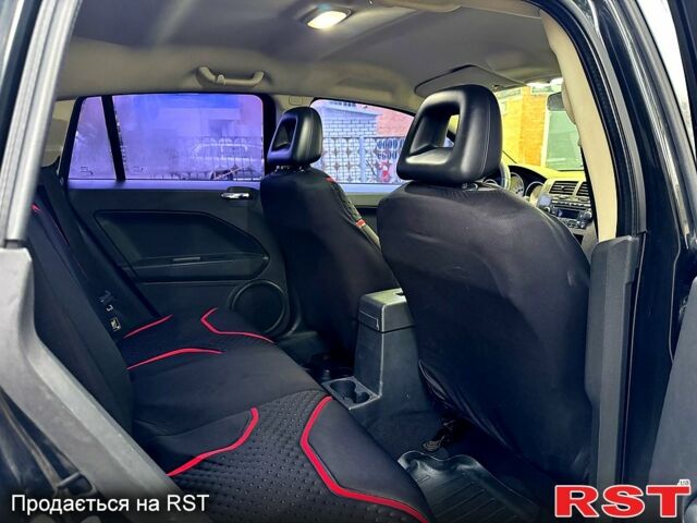 Черный Додж Калибер, объемом двигателя 2 л и пробегом 191 тыс. км за 5500 $, фото 11 на Automoto.ua