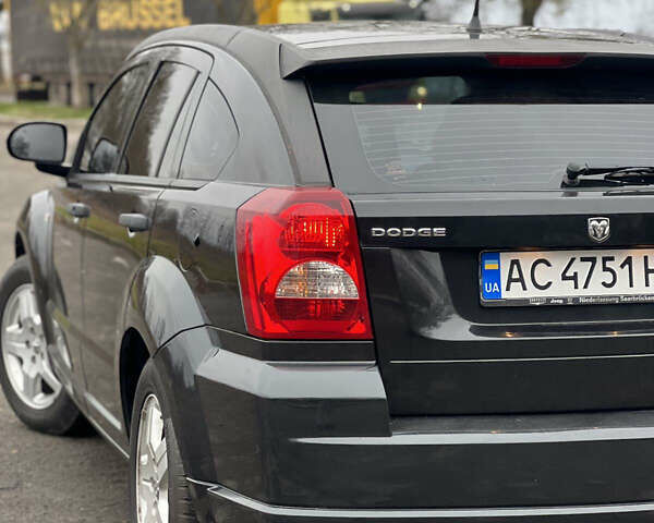 Черный Додж Калибер, объемом двигателя 1.8 л и пробегом 113 тыс. км за 5999 $, фото 2 на Automoto.ua