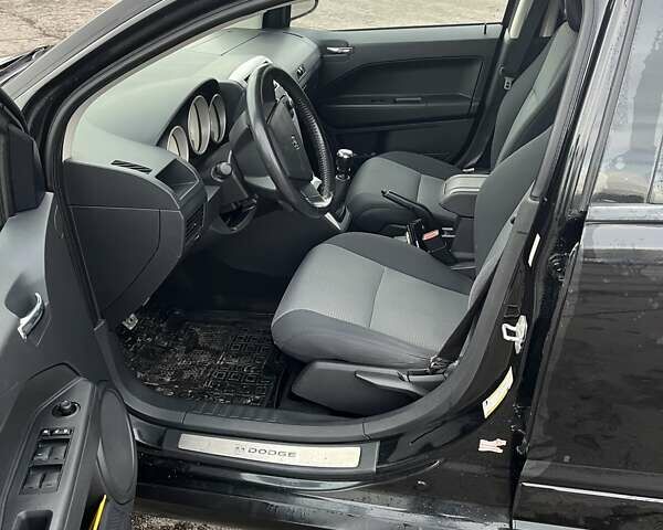 Черный Додж Калибер, объемом двигателя 2 л и пробегом 160 тыс. км за 7300 $, фото 11 на Automoto.ua