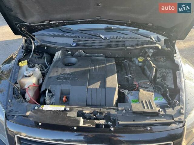 Чорний Додж Caliber, об'ємом двигуна 2 л та пробігом 160 тис. км за 8500 $, фото 5 на Automoto.ua