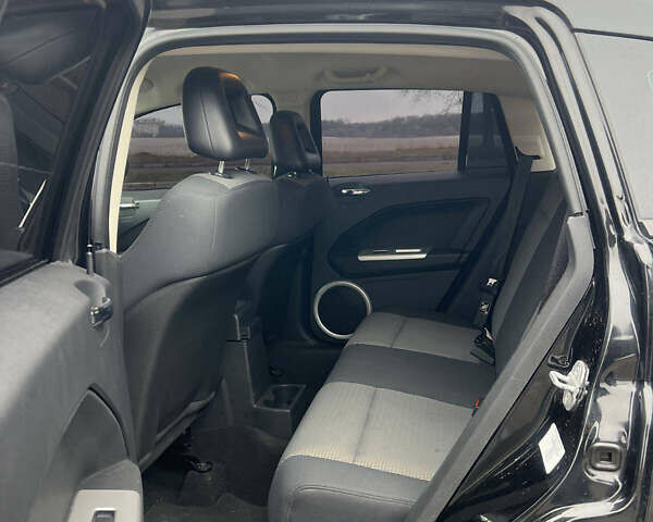 Черный Додж Калибер, объемом двигателя 1.8 л и пробегом 113 тыс. км за 5999 $, фото 4 на Automoto.ua