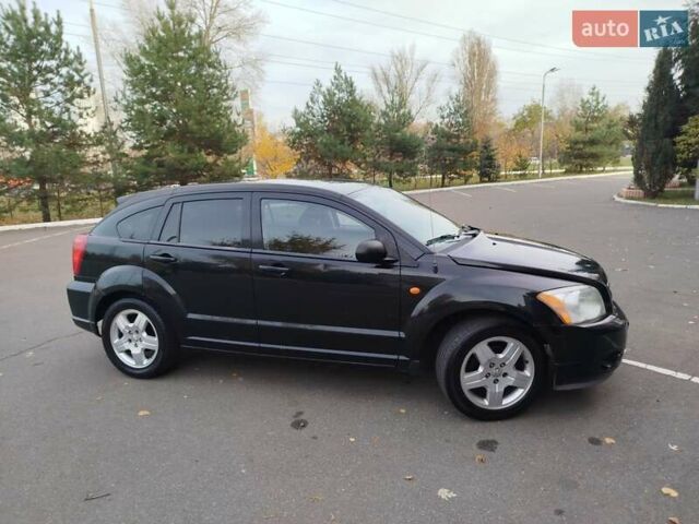 Черный Додж Калибер, объемом двигателя 2 л и пробегом 155 тыс. км за 4900 $, фото 1 на Automoto.ua
