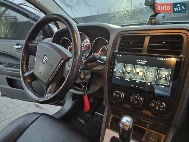 Черный Додж Калибер, объемом двигателя 2.36 л и пробегом 177 тыс. км за 7899 $, фото 16 на Automoto.ua