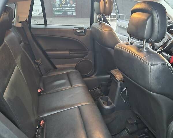 Черный Додж Калибер, объемом двигателя 2.36 л и пробегом 177 тыс. км за 7899 $, фото 2 на Automoto.ua