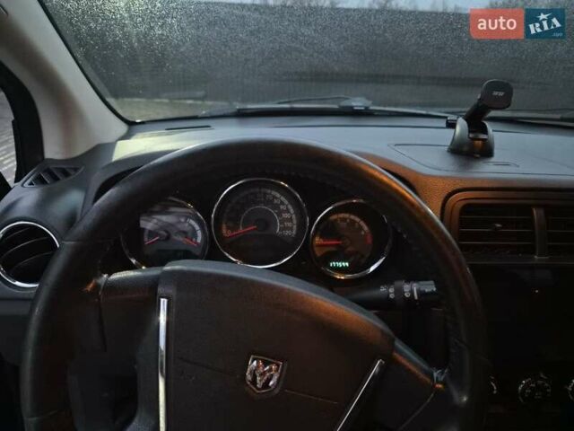 Черный Додж Калибер, объемом двигателя 2.36 л и пробегом 177 тыс. км за 7899 $, фото 20 на Automoto.ua