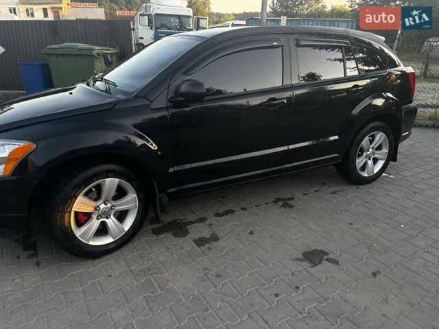 Черный Додж Калибер, объемом двигателя 2 л и пробегом 198 тыс. км за 8000 $, фото 1 на Automoto.ua