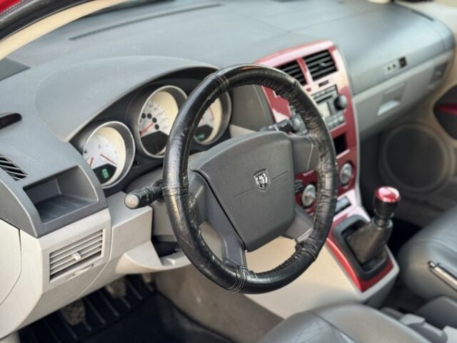 Черный Додж Калибер, объемом двигателя 2 л и пробегом 250 тыс. км за 3400 $, фото 7 на Automoto.ua