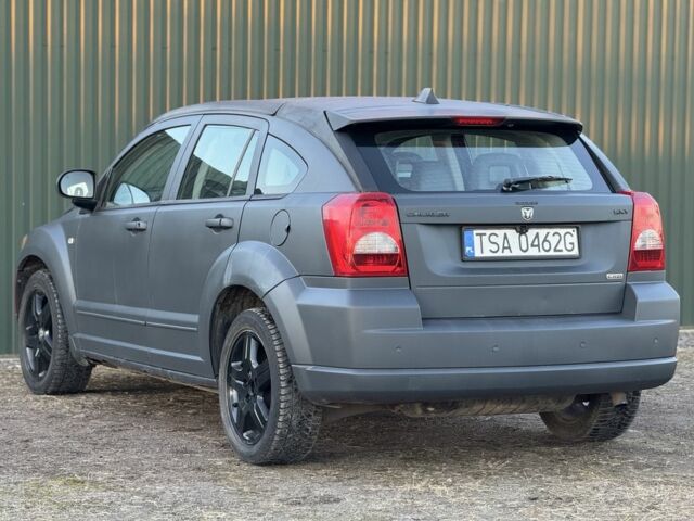 Черный Додж Калибер, объемом двигателя 2 л и пробегом 250 тыс. км за 3400 $, фото 1 на Automoto.ua